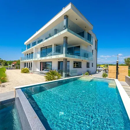 Apartament Jimmys Direkt Am Und Beheiztem Pool