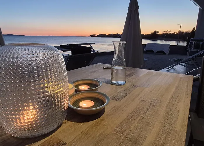 Jimmys Direkt Am Und Beheiztem Pool Privlaka (Zadar)