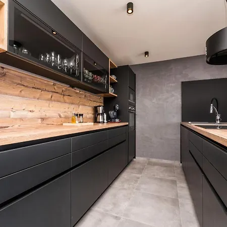 Jimmys Direkt Am Und Beheiztem Pool * プリヴラカ