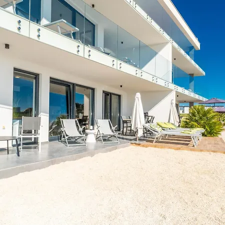Jimmys Direkt Am Und Beheiztem Pool Apartmán Privlaka (Zadar)