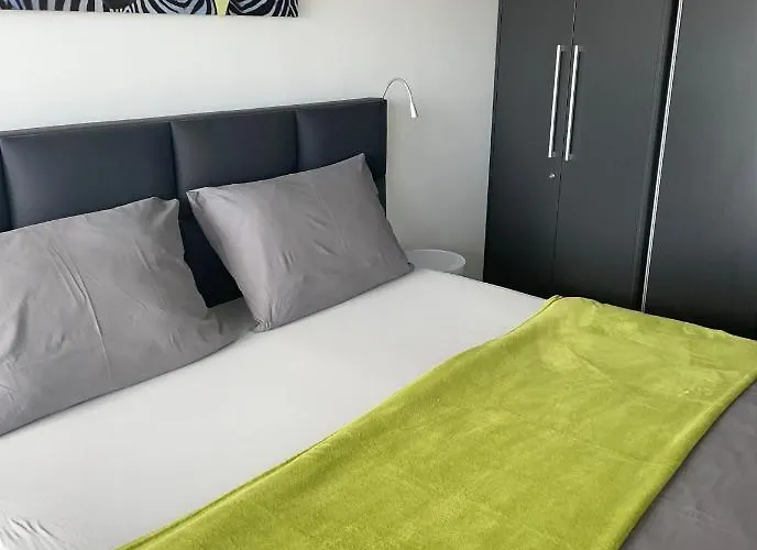 Apartmán Jimmys Direkt Am Und Beheiztem Pool