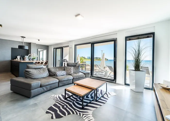 Jimmys Direkt Am Und Beheiztem Pool *