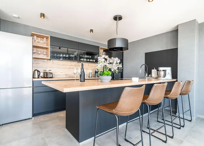 Apartman Jimmys Direkt Am Und Beheiztem Pool